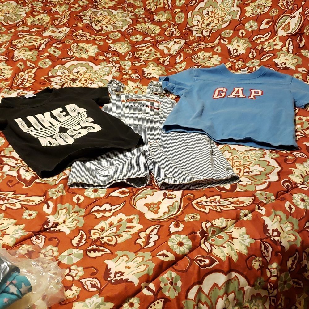 3t  jacket overalls  sweat shirt 5 pc total - Picture 2 of 7